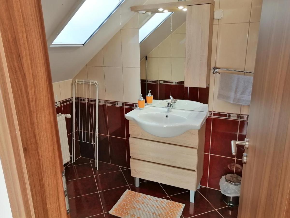 Csipkehaz Apartman Cserkeszőlő Exterior foto
